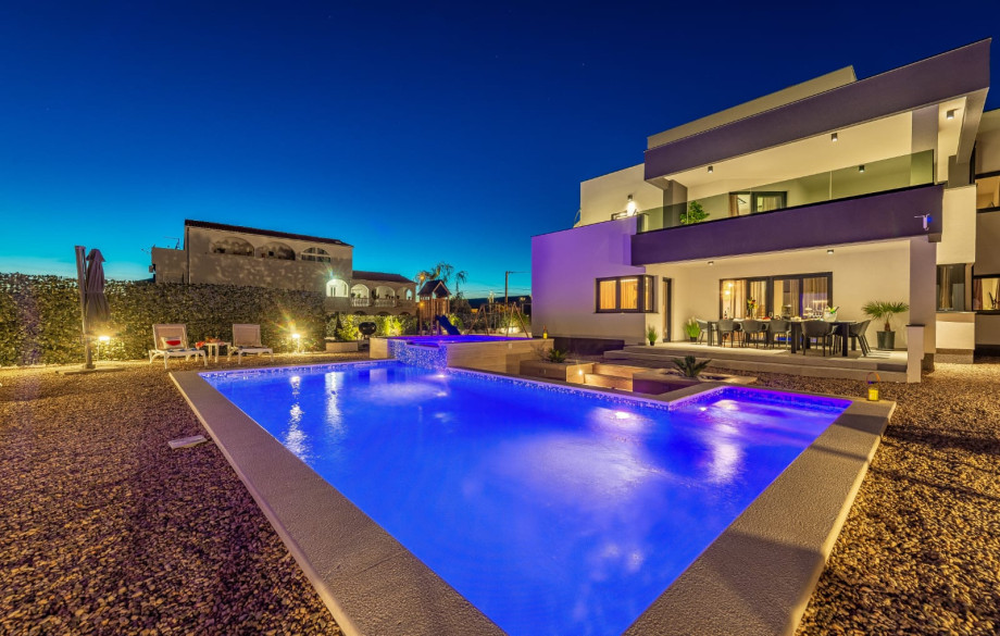 VILLA DADI