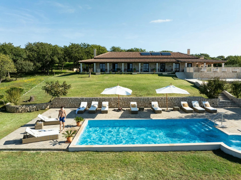 PRIVATE ESTATE OLEA MARE