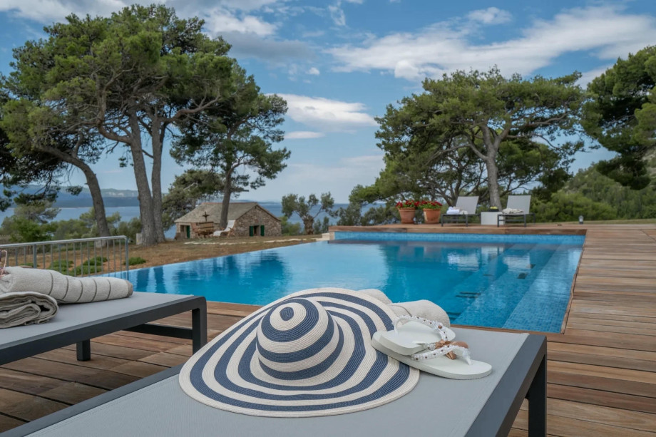 VILLA AZURE BRAČ