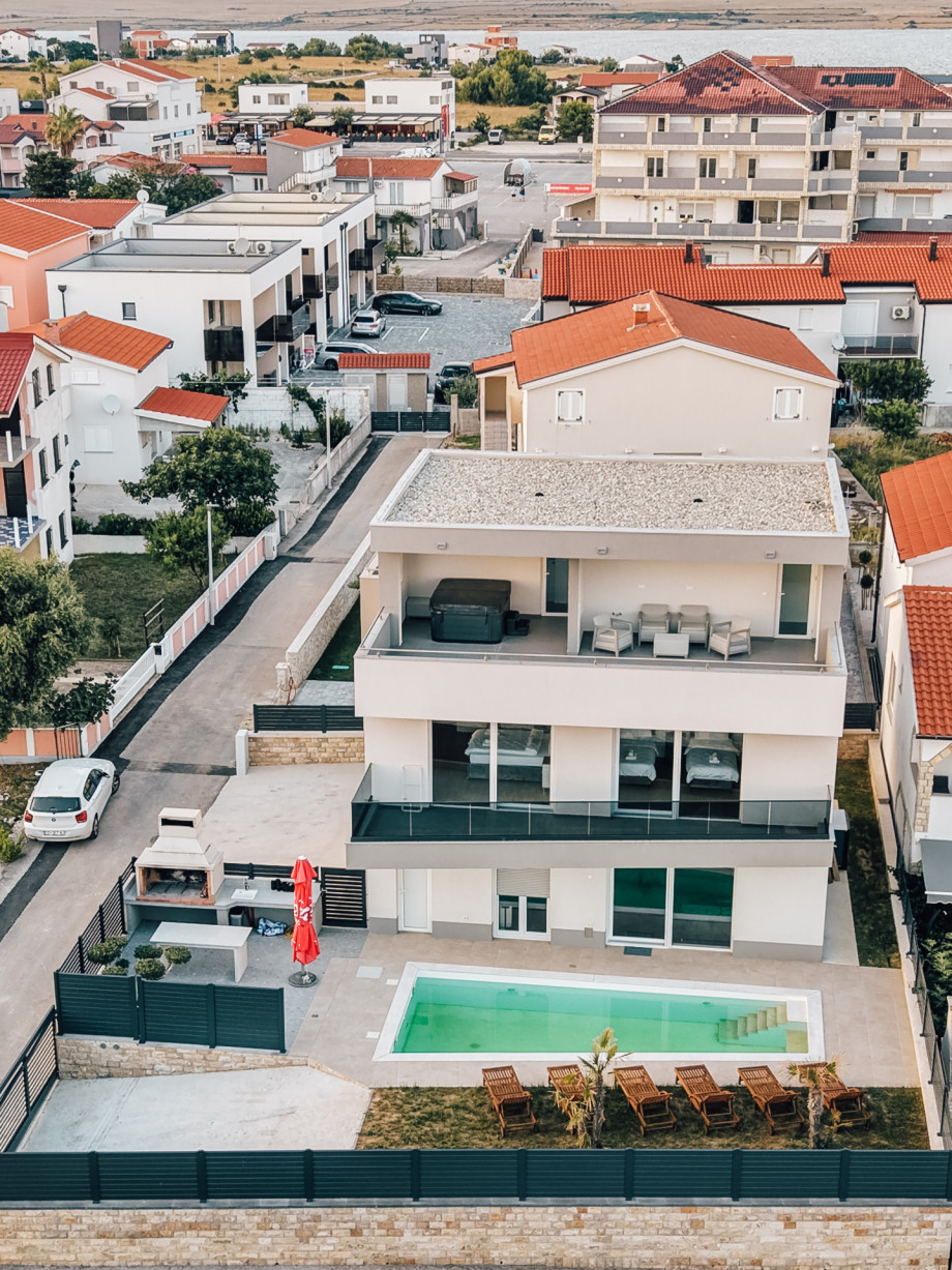 Villa Aura Vir