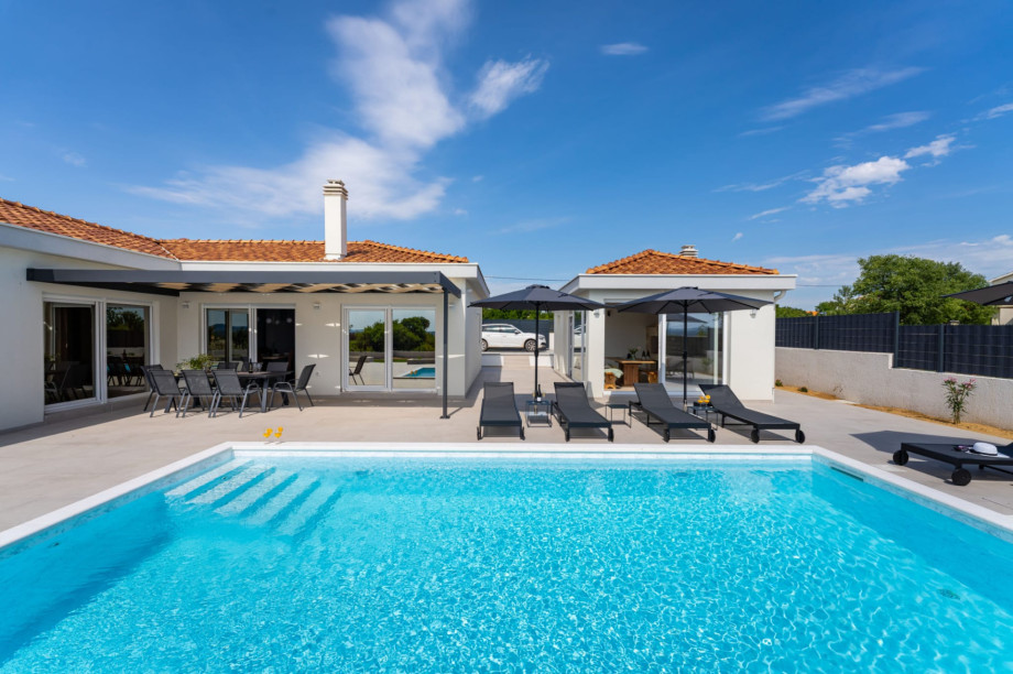 Villa Selmeni